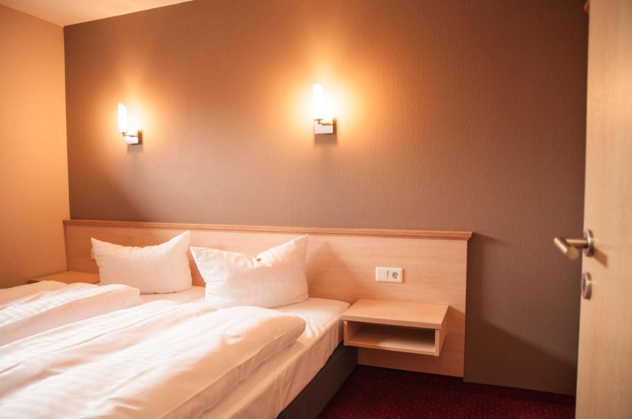 Mueritz-Strandhotel Röbel Extérieur photo
